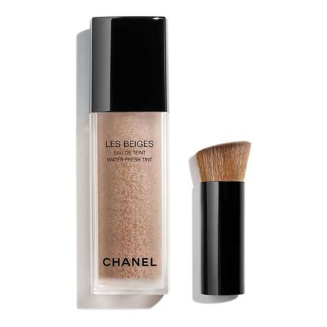 chanel le beige eau de teint inci|Chanel les beiges medium light.